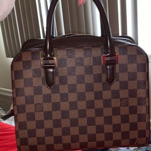 Louis Vuitton purse Authentic